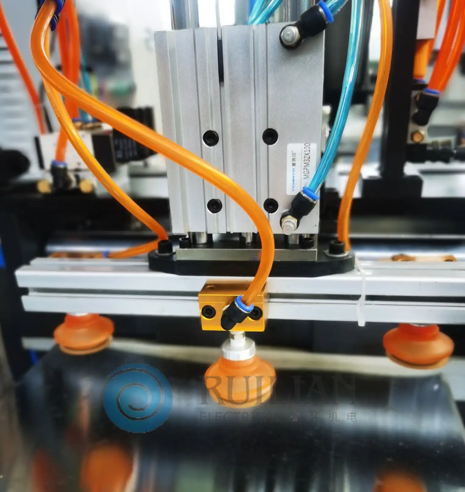 product-1-1 product-1-1