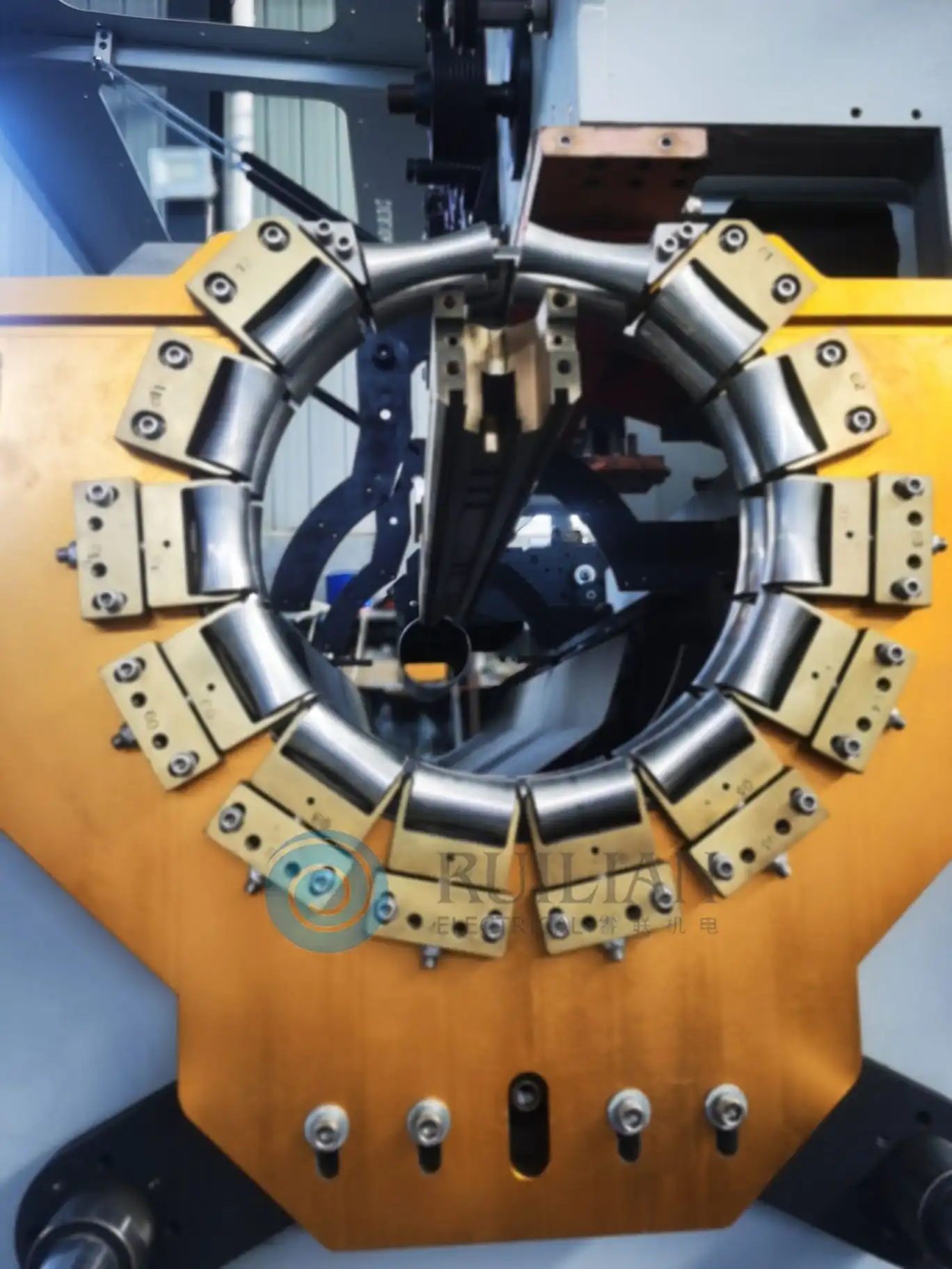 product-1-1 product-1-1