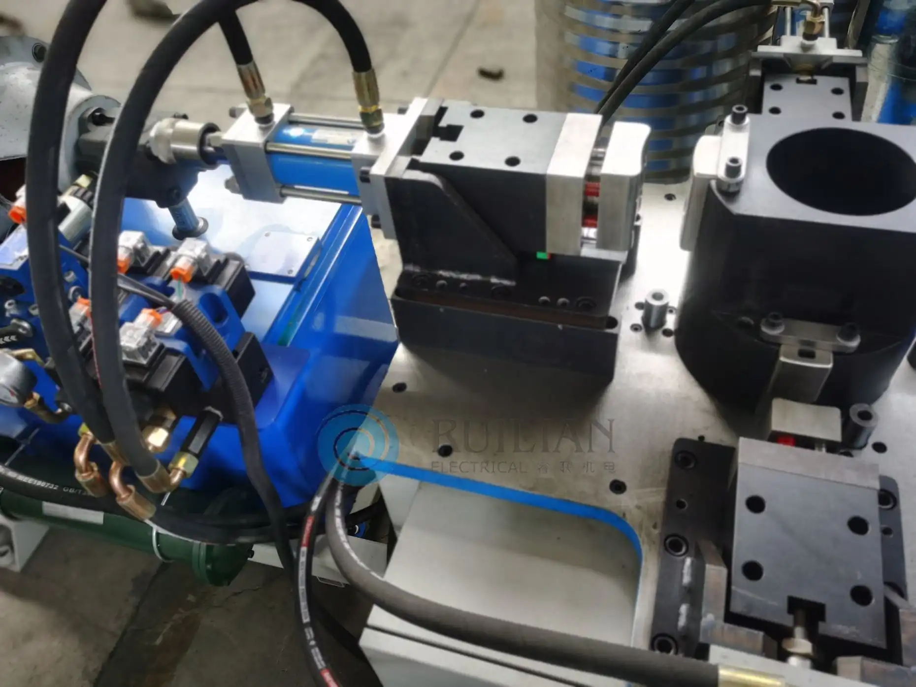 product-1-1 product-1-1